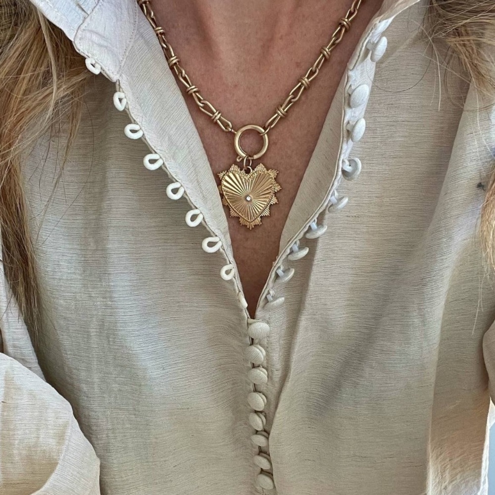ST. GERMAIN HEART chunky chain necklace (chain included); BOUTIQUE listing; NEW